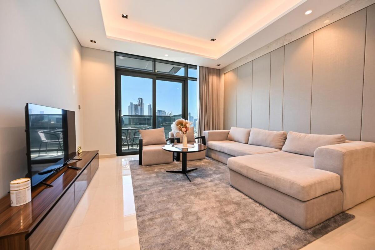 Stunning 1 Bdr Luxury With Burj Khalifa View Dubai