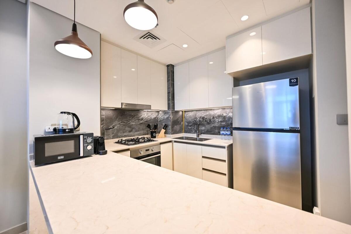 Stunning 1 Bdr Luxury With Burj Khalifa View *