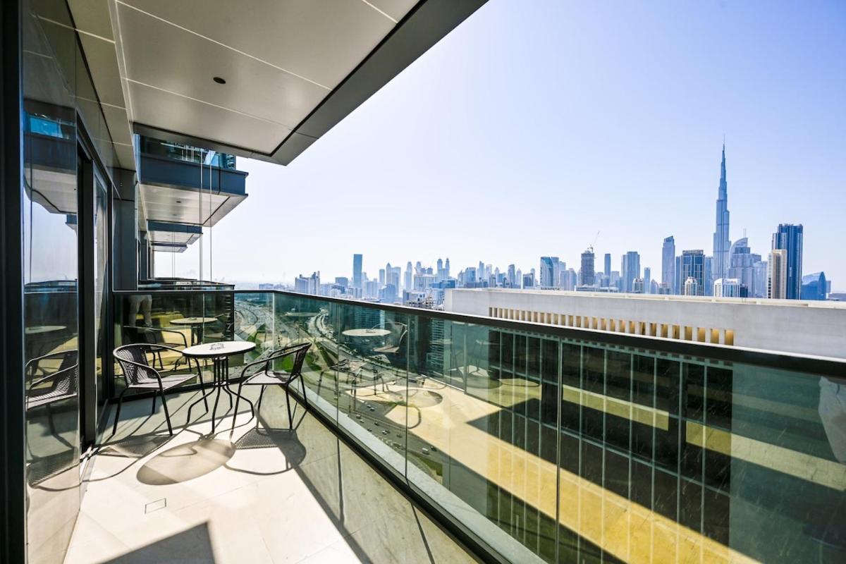 Stunning 1 Bdr Luxury With Burj Khalifa View Apartment Dubai